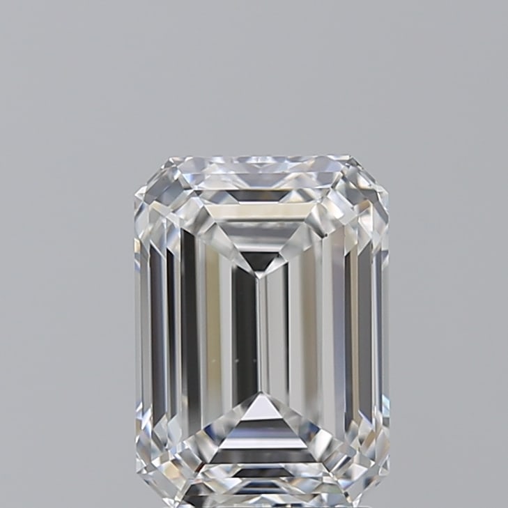 Loose Diamond - EMERALD 3.01ct E VS2: Loose Diamond - EMERALD 3.01ct E VS2 Source: Natural Mined Diamond Shape: EMERALD Carats: 3.01 Color: E Clarity: VS2 Certification: GIA Condition: Pre-Owned PLEASE NOTE: Framed, Large, or heavy items