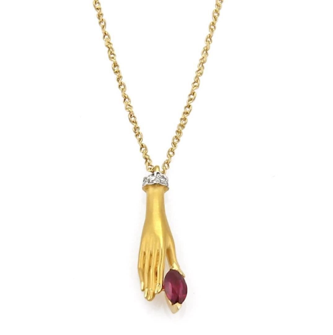 Hand Motif 18k Yellow Gold Pendant Necklace with Ruby and Diamonds by Carrera y Carrera (1 of 8)