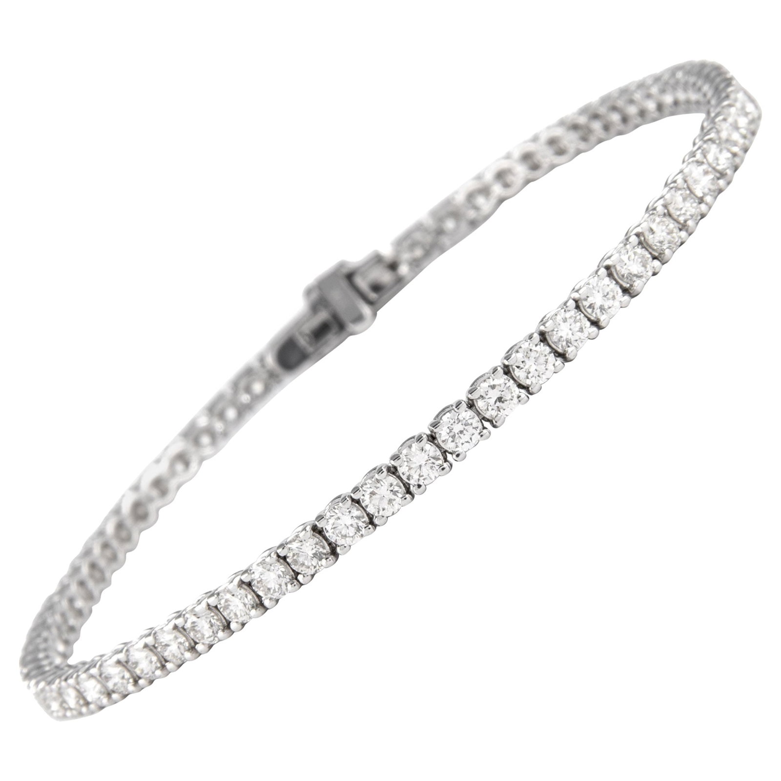 3.98ct Diamond Tennis Bracelet in 14k White Gold: 3.98ct Diamond Tennis Bracelet in 14k White Gold This exquisite diamond tennis bracelet features a stunning total weight of 3.98 carats, showcasing 61 round brilliant diamonds with approximately F/G c