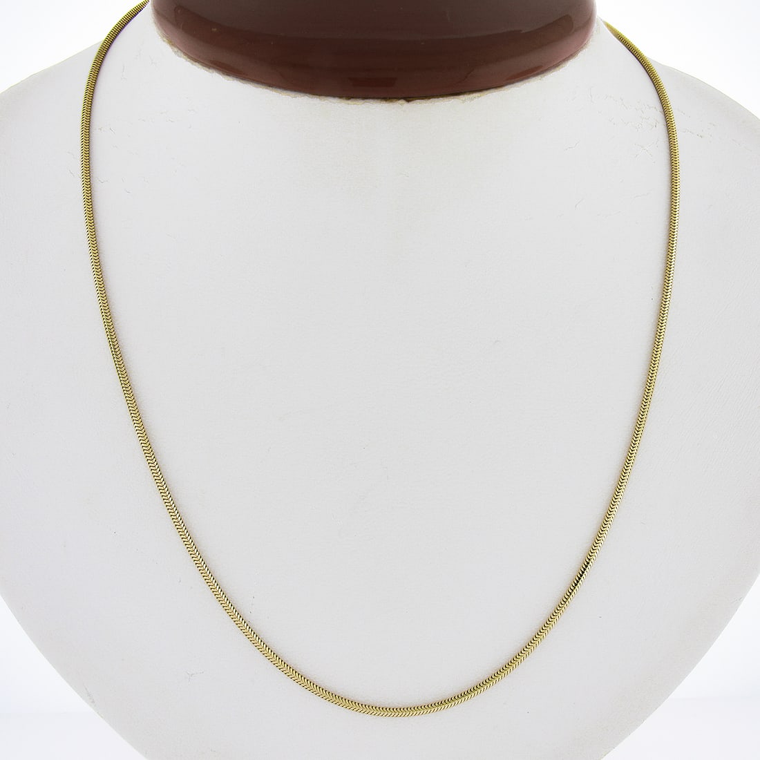 Estate Classic 14K Yellow Gold 17 Inch Rounded Snake Link Necklace (1 of 6)
