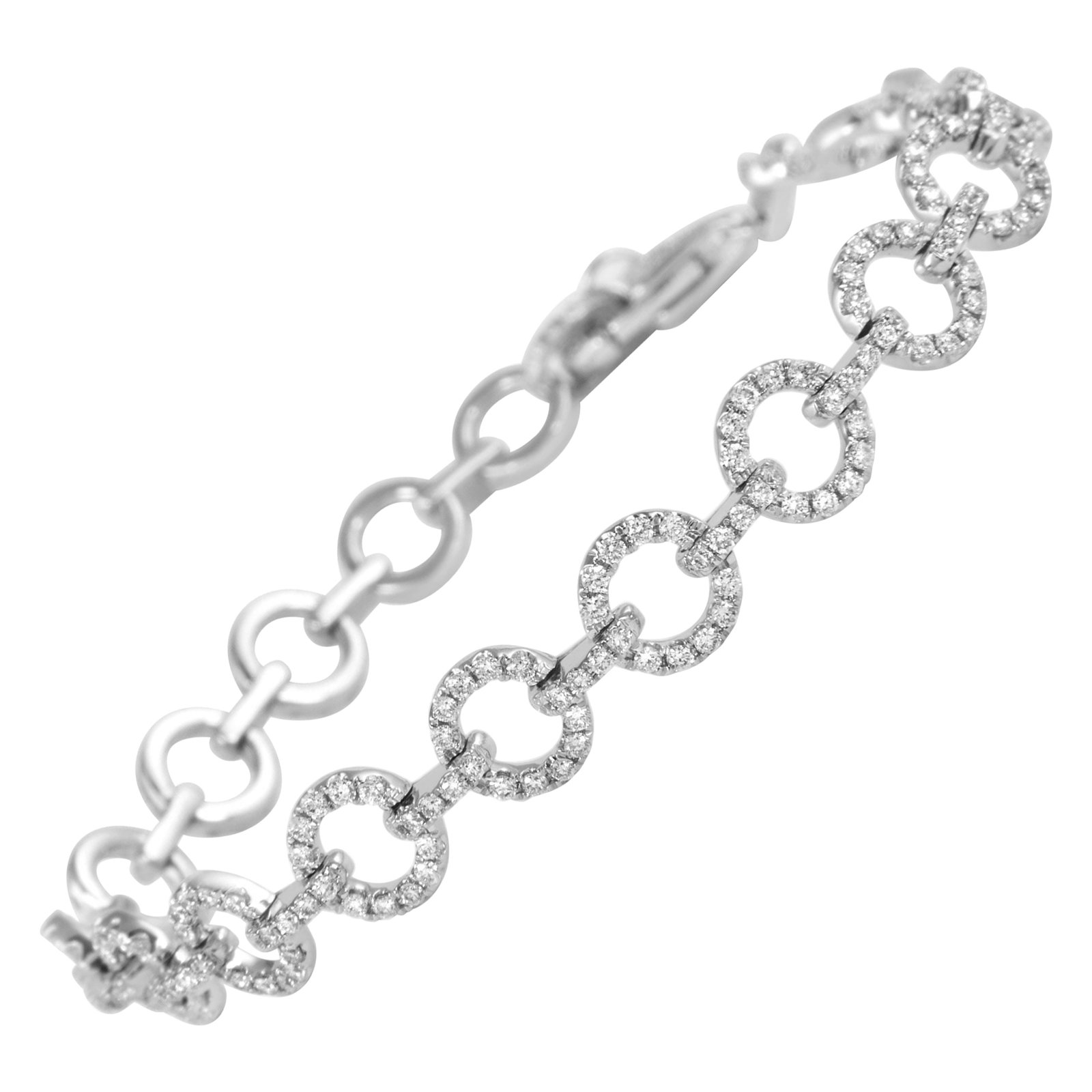 1.72ct Diamond O Link Bracelet 18k White Gold: 1.72ct Diamond O Link Bracelet 18k White Gold This stunning 1.72-carat Diamond O Link Bracelet is crafted from 18k white gold, featuring a contemporary design that showcases 316 round diamonds. The di