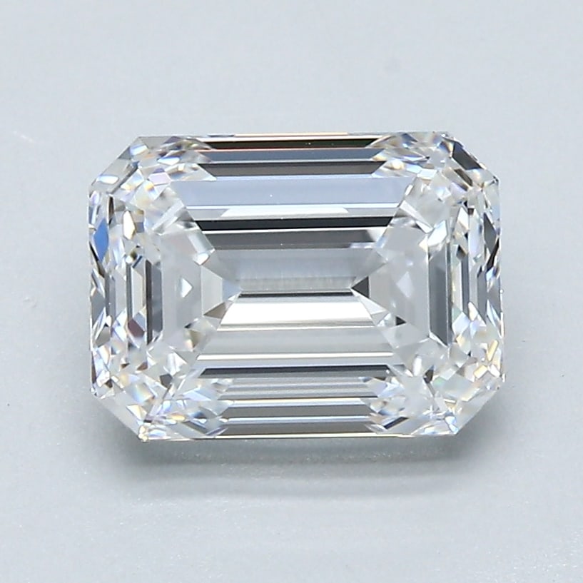 Loose Diamond - EMERALD 2.03ct D VVS2: Loose Diamond - EMERALD 2.03ct D VVS2 Source: Natural Mined Diamond Shape: EMERALD Carats: 2.03 Color: D Clarity: VVS2 Certification: GIA Condition: Pre-Owned PLEASE NOTE: Framed, Large, or heavy item