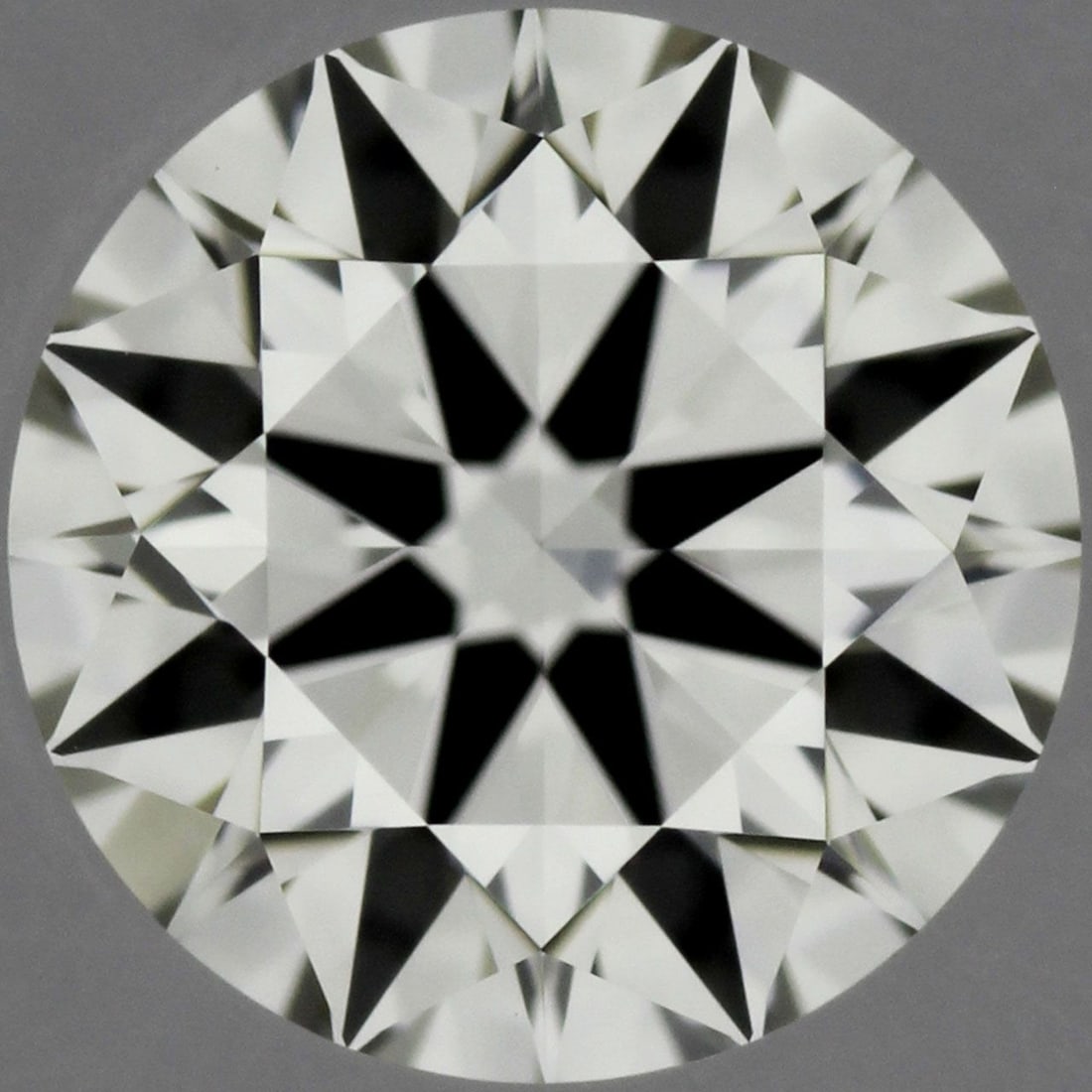 Loose Diamond - ROUND 0.4ct L VVS1: Loose Diamond - ROUND 0.4ct L VVS1 Source: Natural Shape: ROUND Carats: 0.4 Color: L Clarity: VVS1 Certification: GIA PLEASE NOTE: Framed, Large, or heavy items do not have shipping costs included. Th