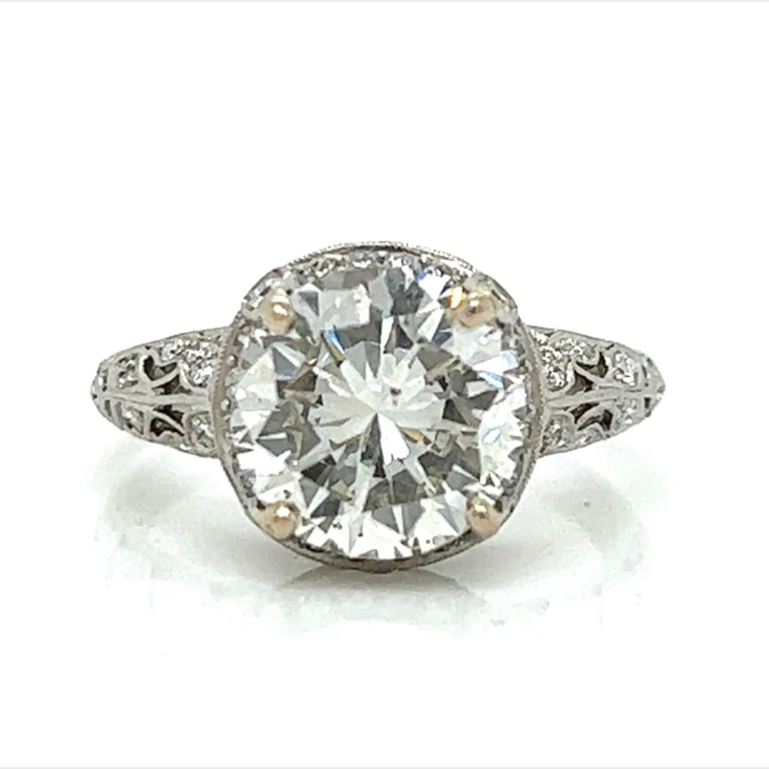 3.01 Ct GIA Certified Diamond Ring in 18K White Gold: 3.01 Ct GIA Certified Diamond Ring in 18K White Gold This exquisite engagement ring features a stunning GIA Certified Round Brilliant Diamond weighing 3.01 Ct, set in luxurious 18K white gold. The dia