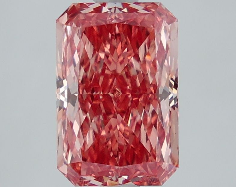 Loose Diamond - RADIANT 2.24ct Fancy Vivid Pink VS1: Loose Diamond - RADIANT 2.24ct Fancy Vivid Pink VS1 Source: This is a real non-mined Diamond that has been grown in a lab Shape: RADIANT Carats: 2.24 Color: Fancy Vivid Pink Certification: IGI Video: