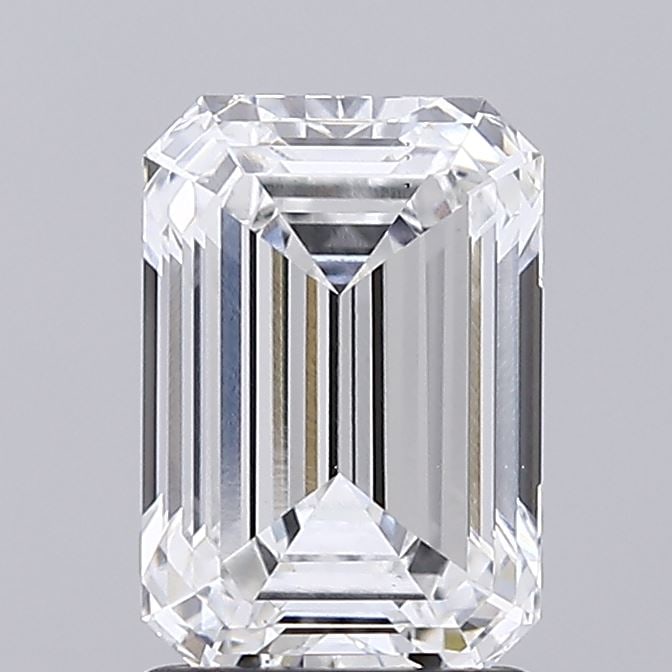 Loose Diamond - EMERALD 1.89ct E VS1: Loose Diamond - EMERALD 1.89ct E VS1 Source: This is a real non-mined Diamond that has been grown in a lab Shape: EMERALD Carats: 1.89 Color: E Clarity: VS1 Certification: IGI Condition: Pre-Owned PLE