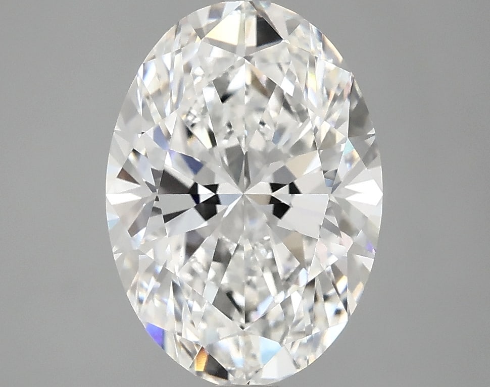 Loose Diamond - OVAL 3.06ct E VVS2: Loose Diamond - OVAL 3.06ct E VVS2 Source: This is a real non-mined Diamond that has been grown in a lab Shape: OVAL Carats: 3.06 Color: E Clarity: VVS2 Certification: IGI Condition: Pre-Owned PLEASE