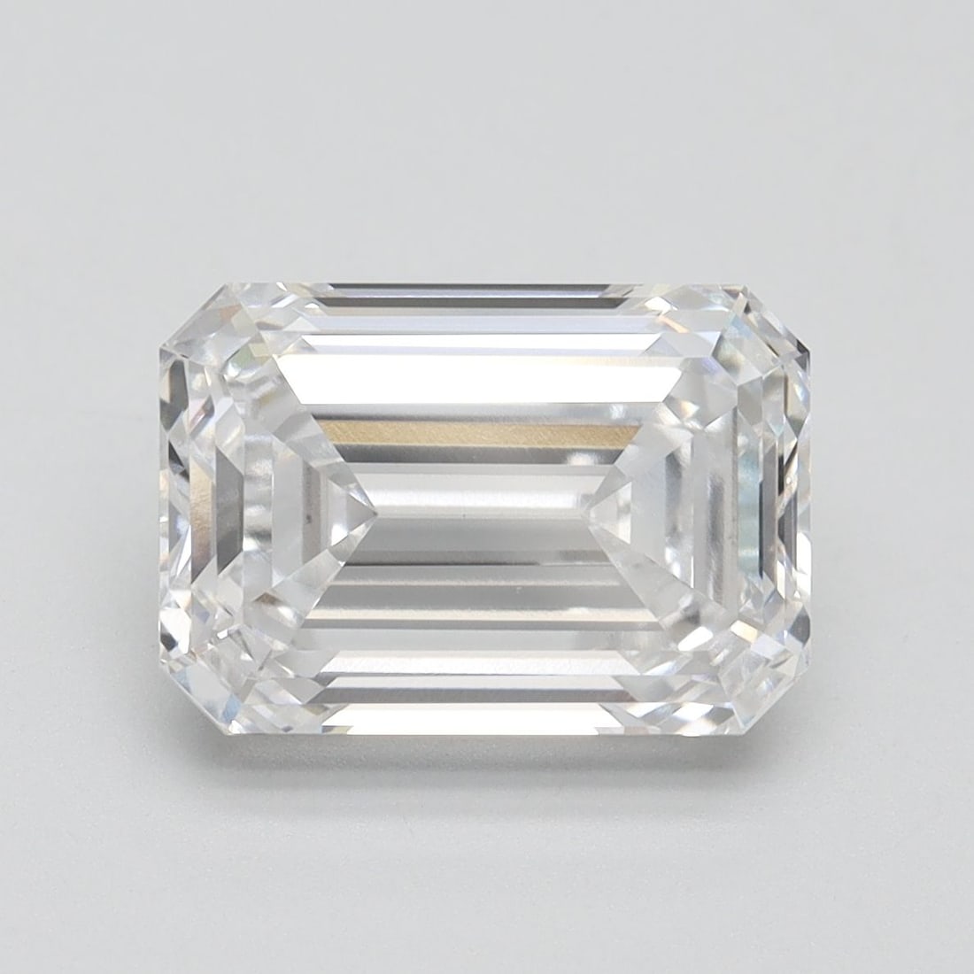 Loose Diamond - EMERALD 4.03ct D VVS2: Loose Diamond - EMERALD 4.03ct D VVS2 Source: This is a real non-mined Diamond that has been grown in a lab Shape: EMERALD Carats: 4.03 Color: D Clarity: VVS2 Certification: IGI Video: