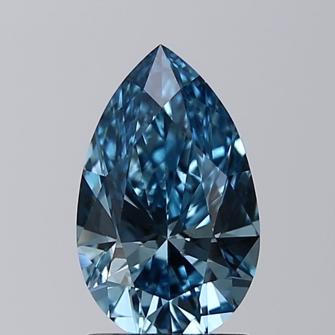 Loose Diamond - PEAR 1.4ct Fancy Vivid Blue VS1: Loose Diamond - PEAR 1.4ct Fancy Vivid Blue VS1 Source: This is a real non-mined Diamond that has been grown in a lab Shape: PEAR Carats: 1.4 Color: Fancy Vivid Blue Certification: IGI Video: