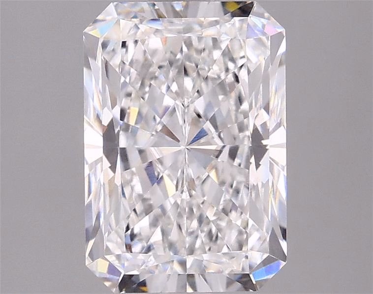 Loose Diamond - RADIANT 1.4ct E VS1: Loose Diamond - RADIANT 1.4ct E VS1 Source: This is a real non-mined Diamond that has been grown in a lab Shape: RADIANT Carats: 1.4 Color: E Clarity: VS1 Certification: IGI Condition: Pre-Owned PLEAS