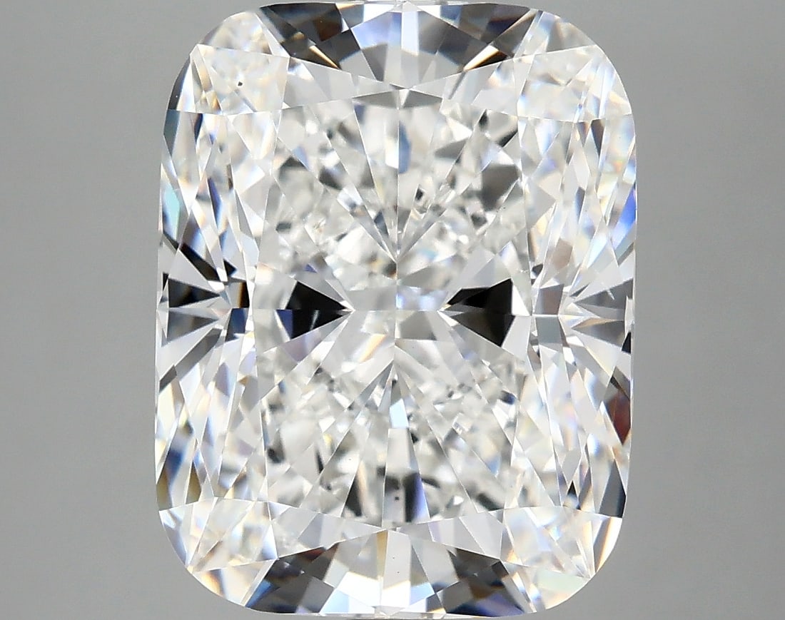 Loose Diamond - CUSHION 7.39ct E VS2: Loose Diamond - CUSHION 7.39ct E VS2 Source: This is a real non-mined Diamond that has been grown in a lab Shape: CUSHION Carats: 7.39 Color: E Clarity: VS2 Certification: IGI Condition: Pre-Owned PLE
