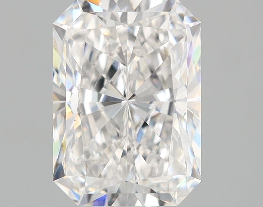 Loose Diamond - RADIANT 1.26ct E VS1: Loose Diamond - RADIANT 1.26ct E VS1 Source: This is a real non-mined Diamond that has been grown in a lab Shape: RADIANT Carats: 1.26 Color: E Clarity: VS1 Certification: IGI Video: