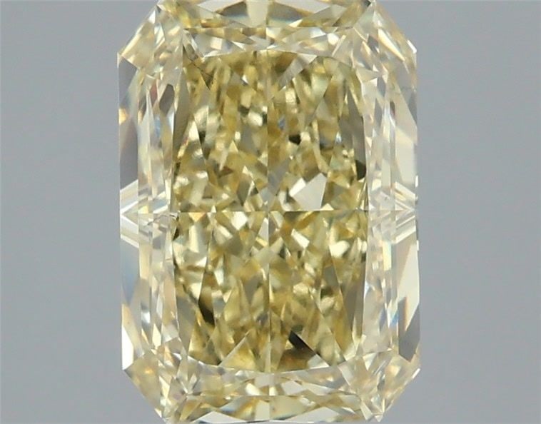 Loose Diamond - RADIANT 3.05ct Fancy Yellow VS2: Loose Diamond - RADIANT 3.05ct Fancy Yellow VS2 Source: This is a real non-mined Diamond that has been grown in a lab Shape: RADIANT Carats: 3.05 Color: Fancy Yellow Certification: IGI Video: