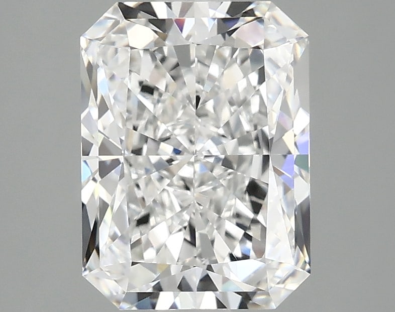 Loose Diamond - RADIANT 2.39ct D VS1: Loose Diamond - RADIANT 2.39ct D VS1 Source: This is a real non-mined Diamond that has been grown in a lab Shape: RADIANT Carats: 2.39 Color: D Clarity: VS1 Certification: IGI Condition: Pre-Owned PLE