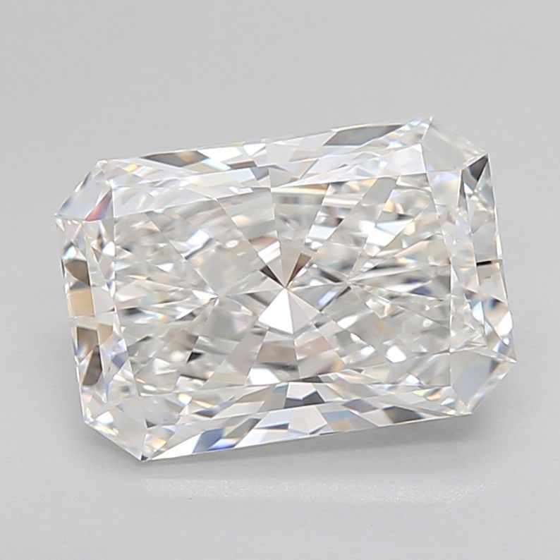 Loose Diamond - RADIANT 3.08ct E IF: Loose Diamond - RADIANT 3.08ct E IF Source: This is a real non-mined Diamond that has been grown in a lab Shape: RADIANT Carats: 3.08 Color: E Clarity: IF Certification: IGI Video:
