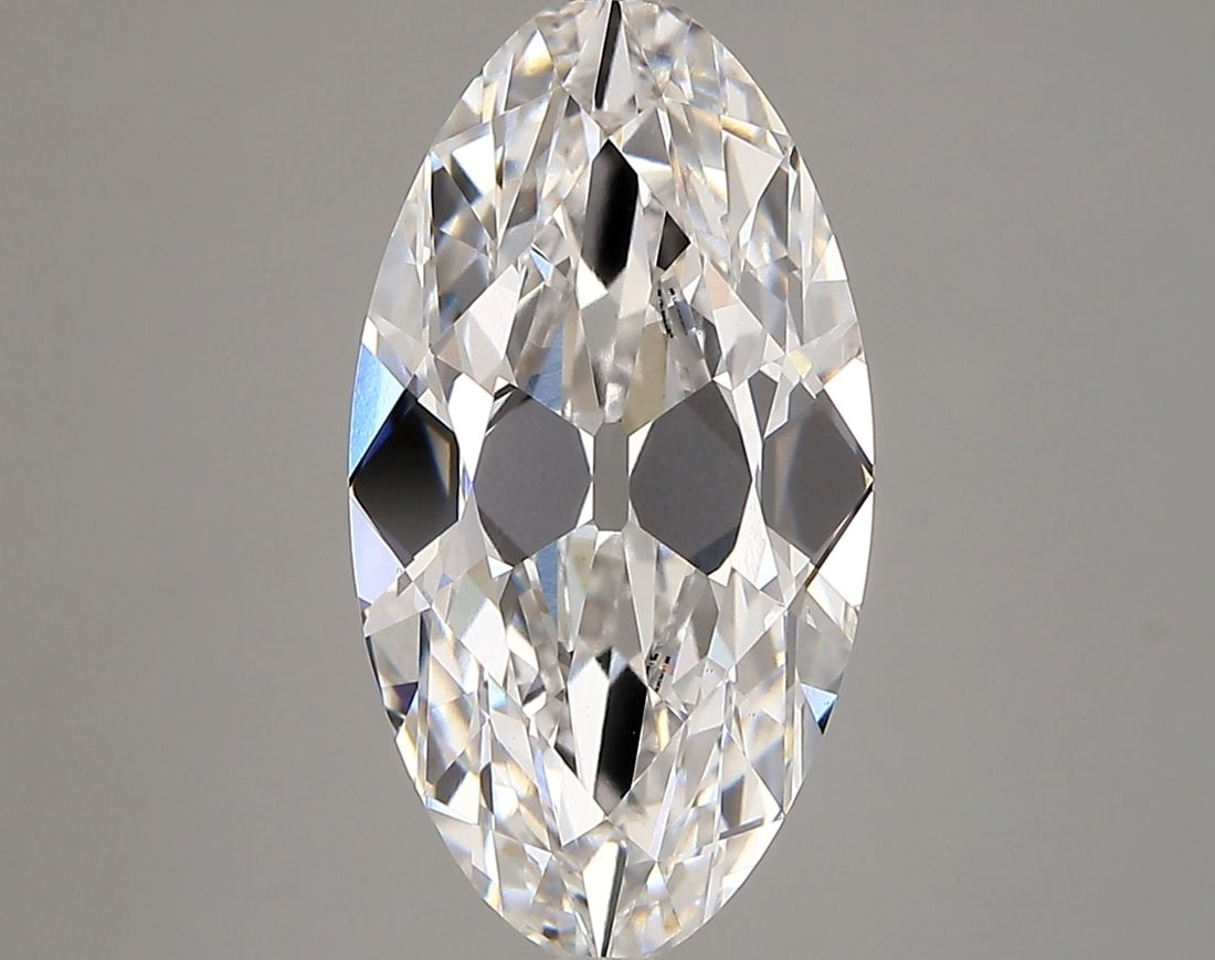 Loose Diamond - OVAL 4.37ct E VVS2: Loose Diamond - OVAL 4.37ct E VVS2 Source: This is a real non-mined Diamond that has been grown in a lab Shape: OVAL Carats: 4.37 Color: E Clarity: VVS2 Certification: IGI Video: