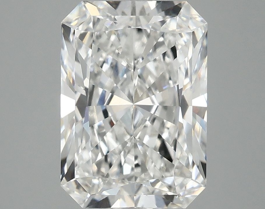 Loose Diamond - RADIANT 3.09ct E VVS2: Loose Diamond - RADIANT 3.09ct E VVS2 Source: This is a real non-mined Diamond that has been grown in a lab Shape: RADIANT Carats: 3.09 Color: E Clarity: VVS2 Certification: IGI Video: Video Link 