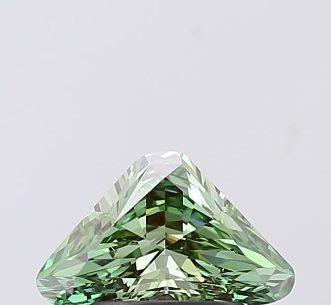Loose Diamond - TRIANGULAR 0.82ct Fancy Vivid Green VVS2: Loose Diamond - TRIANGULAR 0.82ct Fancy Vivid Green VVS2 Source: This is a real non-mined Diamond that has been grown in a lab Shape: TRIANGULAR Carats: 0.82 Color: Fancy Vivid Green Certification: IG