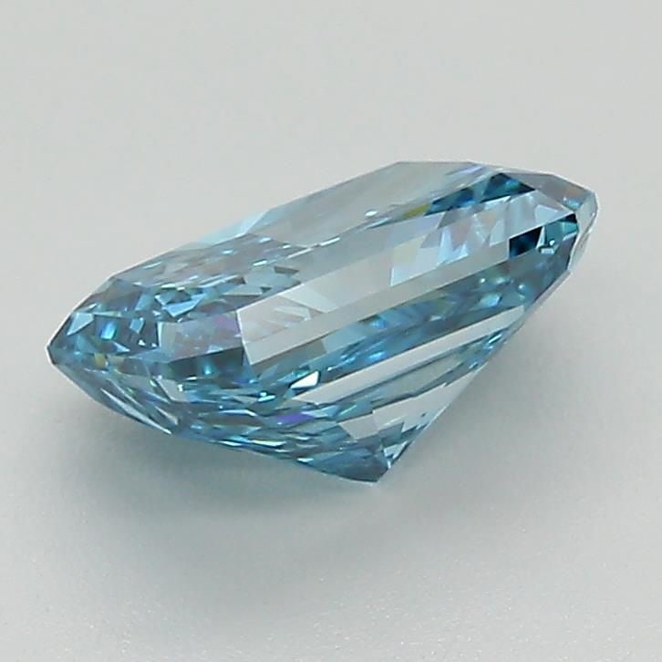 Loose Diamond - RADIANT 1.61ct Fancy Vivid Blue VS2: Loose Diamond - RADIANT 1.61ct Fancy Vivid Blue VS2 Source: This is a real non-mined Diamond that has been grown in a lab Shape: RADIANT Carats: 1.61 Color: Fancy Vivid Blue Certification: IGI Video: