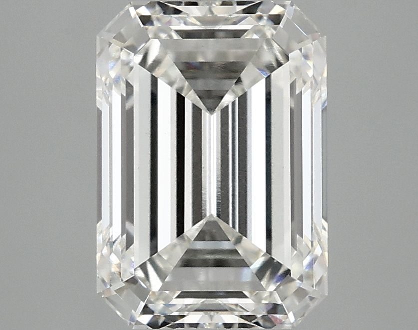 Loose Diamond - EMERALD 3.1ct G VS1: Loose Diamond - EMERALD 3.1ct G VS1 Source: This is a real non-mined Diamond that has been grown in a lab Shape: EMERALD Carats: 3.1 Color: G Clarity: VS1 Certification: IGI Video: