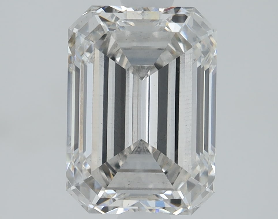 Loose Diamond - EMERALD 1.43ct G VS2: Loose Diamond - EMERALD 1.43ct G VS2 Source: This is a real non-mined Diamond that has been grown in a lab Shape: EMERALD Carats: 1.43 Color: G Clarity: VS2 Certification: IGI Condition: Pre-Owned PLE