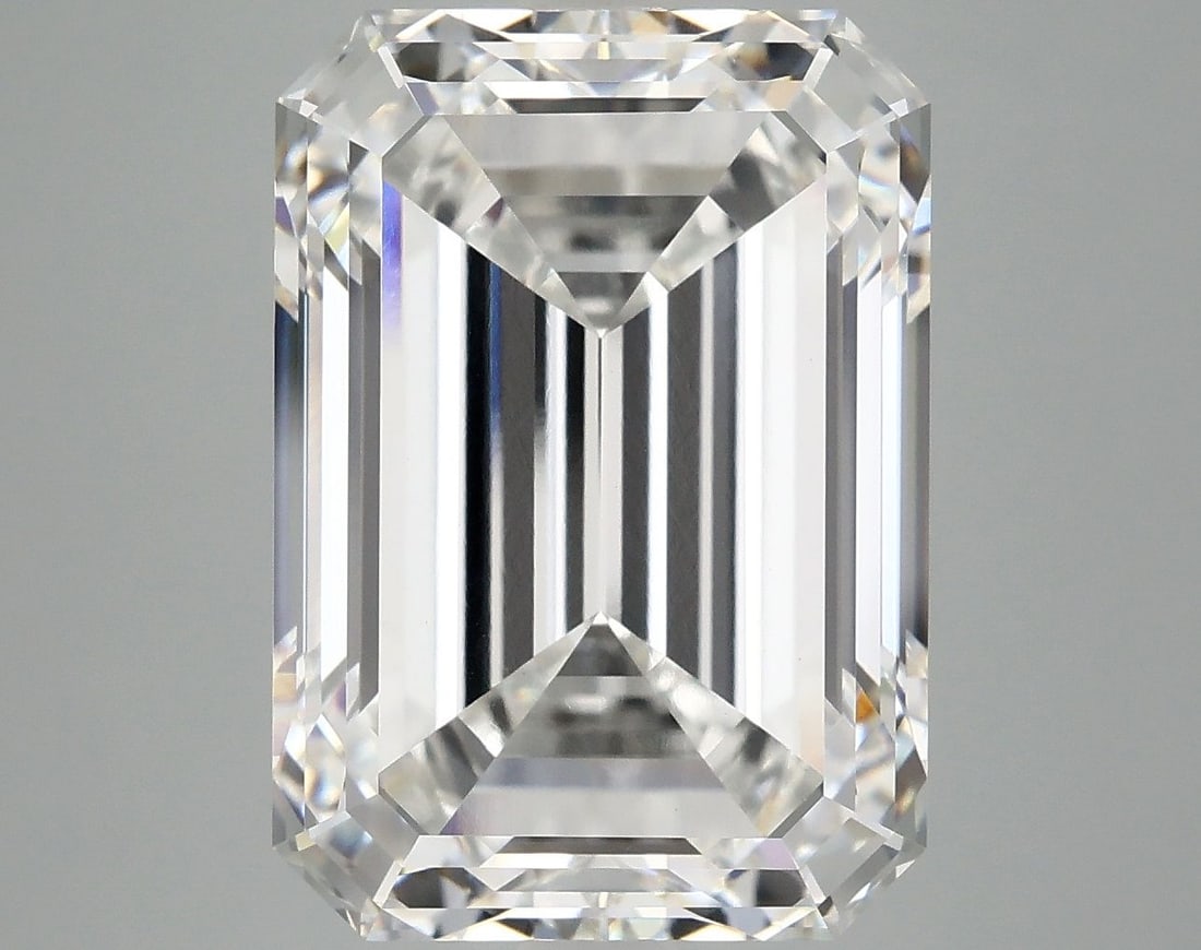 Loose Diamond - EMERALD 10.48ct F VVS2: Loose Diamond - EMERALD 10.48ct F VVS2 Source: This is a real non-mined Diamond that has been grown in a lab Shape: EMERALD Carats: 10.48 Color: F Clarity: VVS2 Certification: IGI Video: