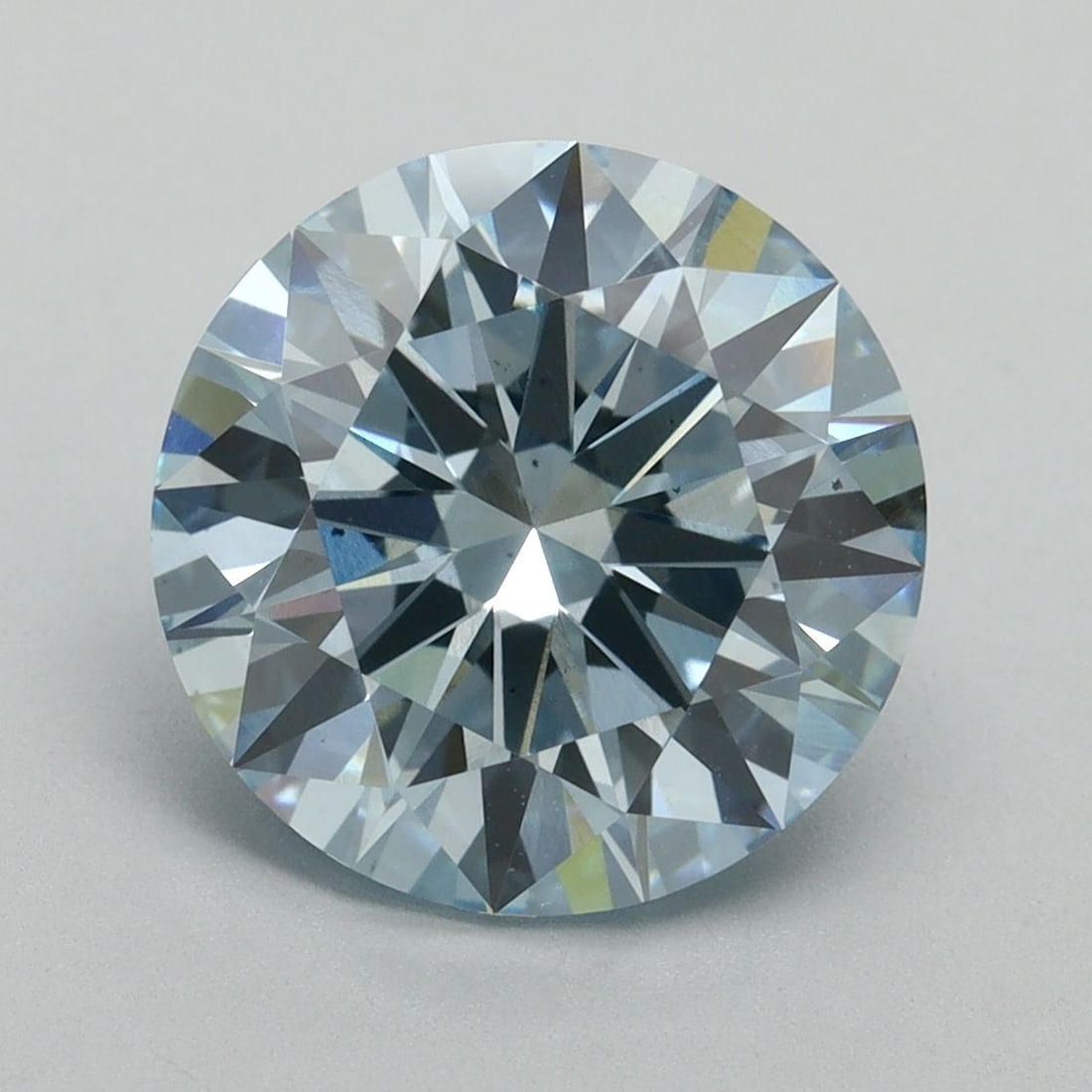 Ideal Loose Diamond - ROUND 4.1ct Fancy Vivid Blue VS2: Ideal Loose Diamond - ROUND 4.1ct Fancy Vivid Blue VS2 Source: This is a real non-mined Diamond that has been grown in a lab Shape: ROUND Carats: 4.1 Color: Fancy Vivid Blue Certification: IGI Video: