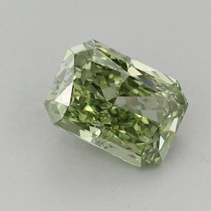 Loose Diamond - RADIANT 0.81ct Fancy Vivid Green VS1: Loose Diamond - RADIANT 0.81ct Fancy Vivid Green VS1 Source: This is a real non-mined Diamond that has been grown in a lab Shape: RADIANT Carats: 0.81 Color: Fancy Vivid Green Certification: IGI Video