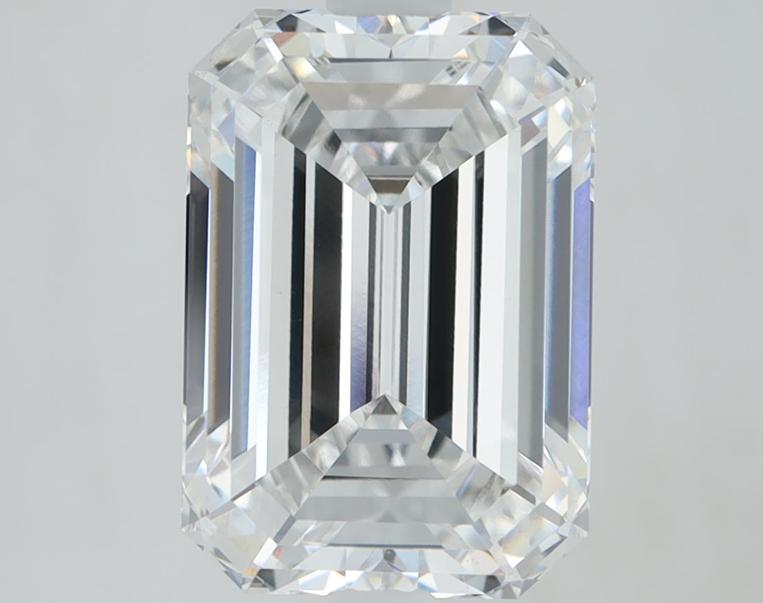 Loose Diamond - EMERALD 1.65ct F VS1: Loose Diamond - EMERALD 1.65ct F VS1 Source: This is a real non-mined Diamond that has been grown in a lab Shape: EMERALD Carats: 1.65 Color: F Clarity: VS1 Certification: GIA Condition: Pre-Owned PLE