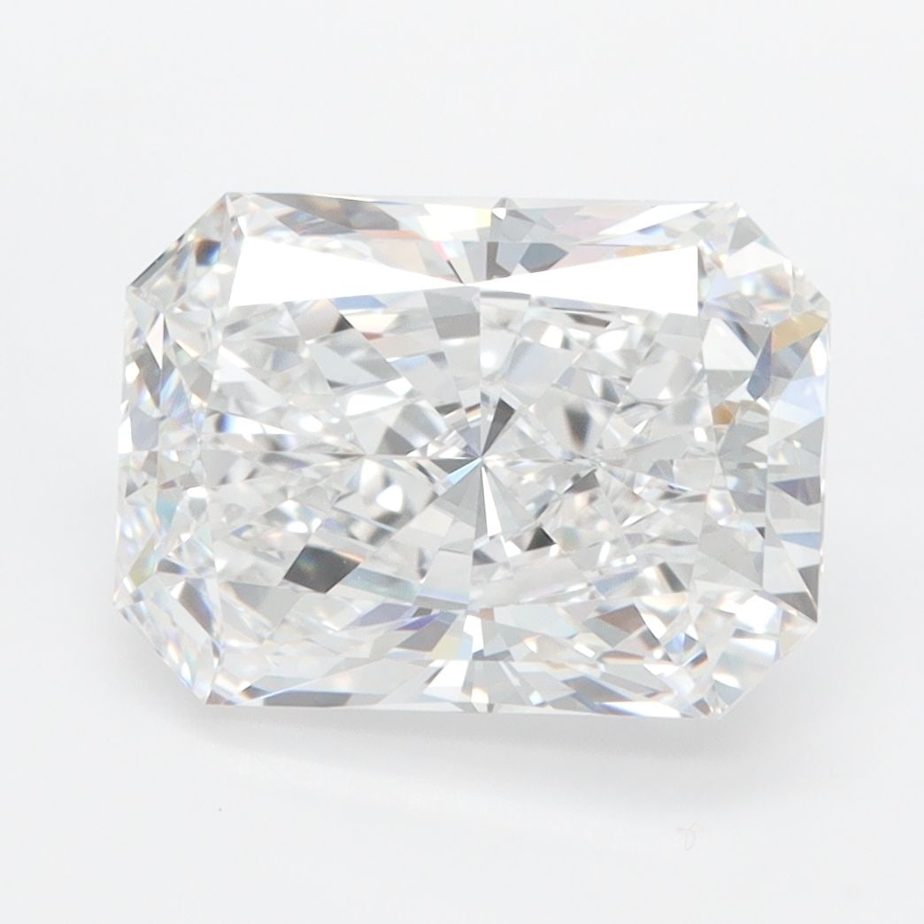 Loose Diamond - RADIANT 4.08ct D IF: Loose Diamond - RADIANT 4.08ct D IF Source: This is a real non-mined Diamond that has been grown in a lab Shape: RADIANT Carats: 4.08 Color: D Clarity: IF Certification: IGI PLEASE NOTE: Framed, Large