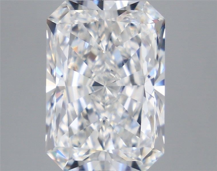 Loose Diamond - RADIANT 5.53ct E VS2: Loose Diamond - RADIANT 5.53ct E VS2 Source: This is a real non-mined Diamond that has been grown in a lab Shape: RADIANT Carats: 5.53 Color: E Clarity: VS2 Certification: IGI Video: