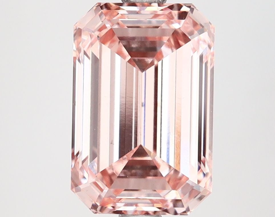 Loose Diamond - EMERALD 3.11ct Fancy Intense Pink VS2: Loose Diamond - EMERALD 3.11ct Fancy Intense Pink VS2 Source: This is a real non-mined Diamond that has been grown in a lab Shape: EMERALD Carats: 3.11 Color: Fancy Intense Pink Certification: IGI Vid