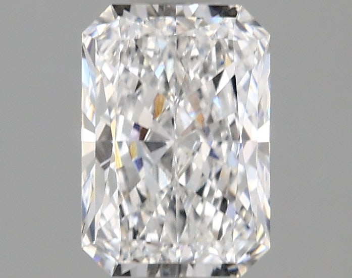 Loose Diamond - RADIANT 1.41ct D VS2: Loose Diamond - RADIANT 1.41ct D VS2 Source: This is a real non-mined Diamond that has been grown in a lab Shape: RADIANT Carats: 1.41 Color: D Clarity: VS2 Certification: IGI Condition: