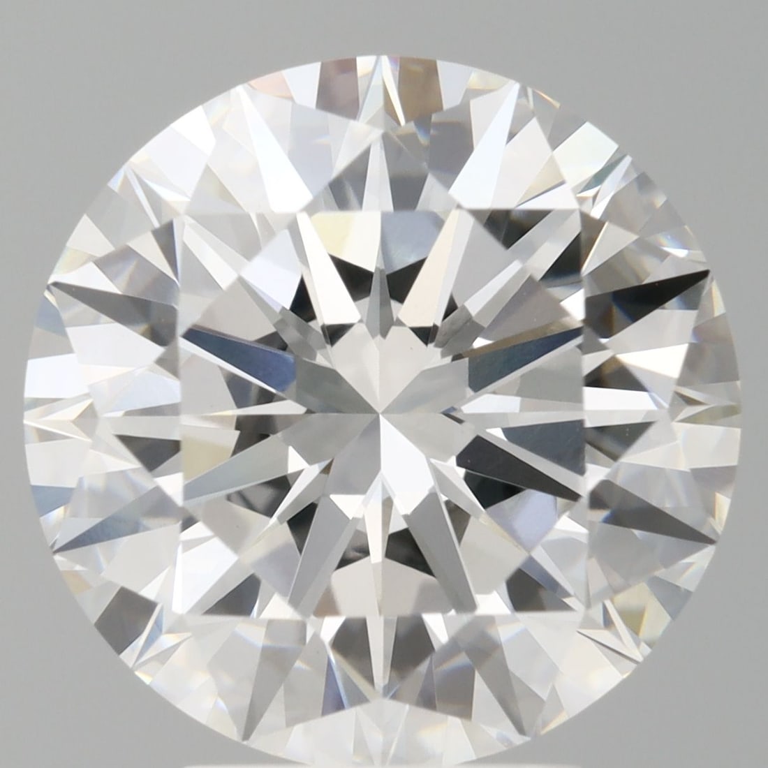 Loose Diamond - ROUND 4.52ct D VVS2: Loose Diamond - ROUND 4.52ct D VVS2 Source: This is a real non-mined Diamond that has been grown in a lab Shape: ROUND Carats: 4.52 Color: D Clarity: VVS2 Certification: IGI Video: