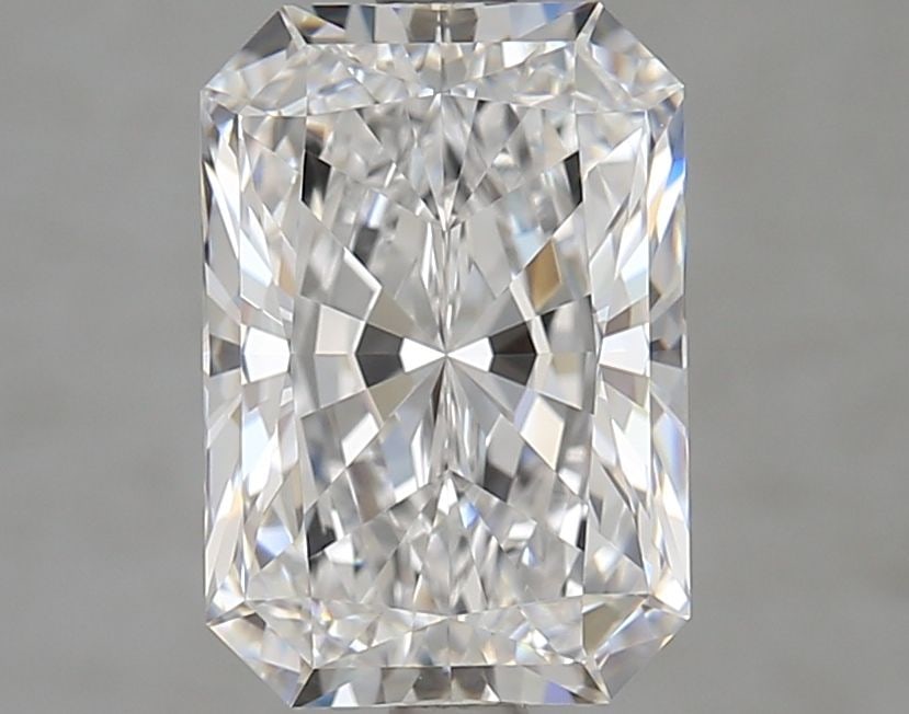 Loose Diamond - RADIANT 3.13ct D VVS1: Loose Diamond - RADIANT 3.13ct D VVS1 Source: This is a real non-mined Diamond that has been grown in a lab Shape: RADIANT Carats: 3.13 Color: D Clarity: VVS1 Certification: GIA Video: