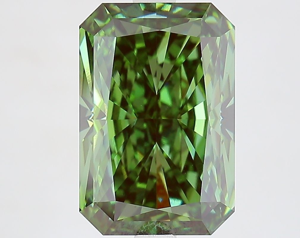 Loose Diamond - RADIANT 4.41ct Fancy Vivid Green VVS2: Loose Diamond - RADIANT 4.41ct Fancy Vivid Green VVS2 Source: This is a real non-mined Diamond that has been grown in a lab Shape: RADIANT Carats: 4.41 Color: Fancy Vivid Green Certification: IGI Vide