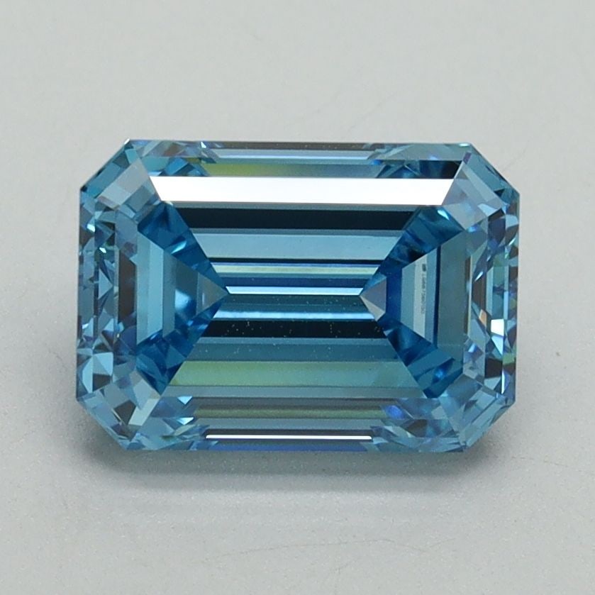 Loose Diamond - EMERALD 2.06ct Fancy Vivid Blue VVS2: Loose Diamond - EMERALD 2.06ct Fancy Vivid Blue VVS2 Source: This is a real non-mined Diamond that has been grown in a lab Shape: EMERALD Carats: 2.06 Color: Fancy Vivid Blue Certification: IGI Video: