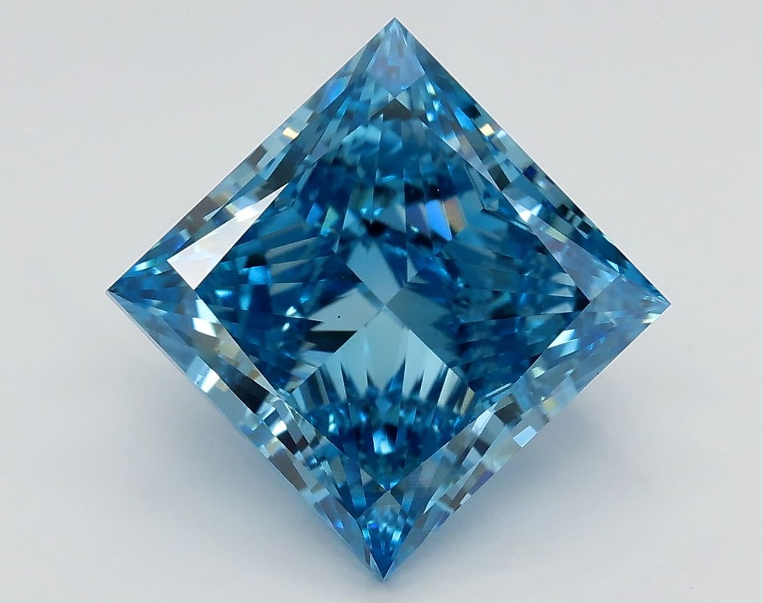 Loose Diamond - PRINCESS 4.5ct Fancy Vivid Blue VS2: Loose Diamond - PRINCESS 4.5ct Fancy Vivid Blue VS2 Source: This is a real non-mined Diamond that has been grown in a lab Shape: PRINCESS Carats: 4.5 Color: Fancy Vivid Blue Certification: IGI Video: