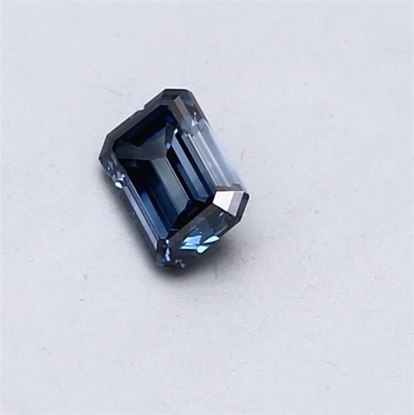 Loose Diamond - EMERALD 0.3ct Fancy Deep Blue VVS2: Loose Diamond - EMERALD 0.3ct Fancy Deep Blue VVS2 Source: This is a real non-mined Diamond that has been grown in a lab Shape: EMERALD Carats: 0.3 Color: Fancy Deep Blue Certification: IGI Video: