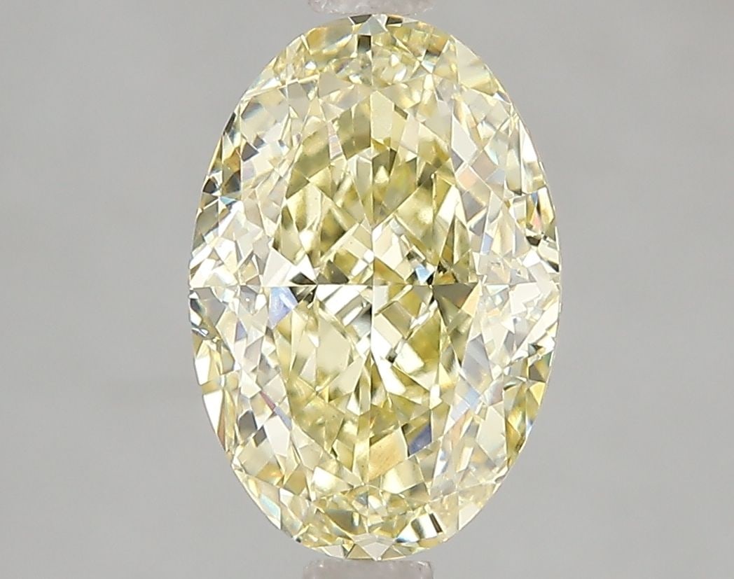 Loose Diamond - OVAL 3.01ct Fancy Intense Yellow VS1: Loose Diamond - OVAL 3.01ct Fancy Intense Yellow VS1 Source: This is a real non-mined Diamond that has been grown in a lab Shape: OVAL Carats: 3.01 Color: Fancy Intense Yellow Certification: IGI Video