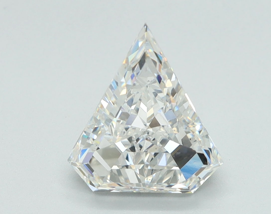 Loose Diamond - PENTAGONAL 2.03ct F VS1: Loose Diamond - PENTAGONAL 2.03ct F VS1 Source: This is a real non-mined Diamond that has been grown in a lab Shape: PENTAGONAL Carats: 2.03 Color: F Clarity: VS1 Certification: IGI Condition: Pre-Own