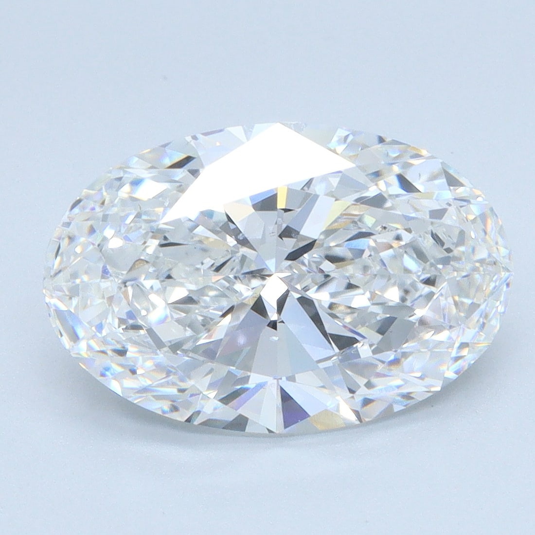 Loose Diamond - OVAL 3.52ct E VS2: Loose Diamond - OVAL 3.52ct E VS2 Source: This is a real non-mined Diamond that has been grown in a lab Shape: OVAL Carats: 3.52 Color: E Clarity: VS2 Certification: IGI Condition: Pre-Owned PLEASE NO