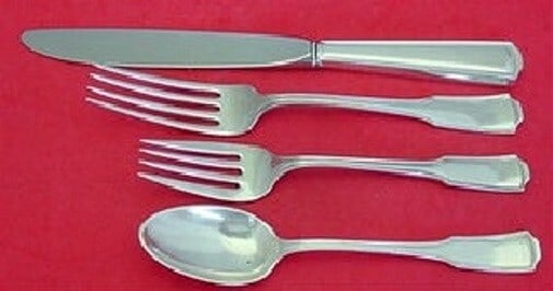 Frank Smith American Chippendale Sterling Silver 4pc Place Setting: Frank Smith American Chippendale Sterling Silver 4pc Place Setting Discover the elegance of the American Chippendale pattern by Frank Smith with this exquisite 4-piece sterling silver dinner size plac