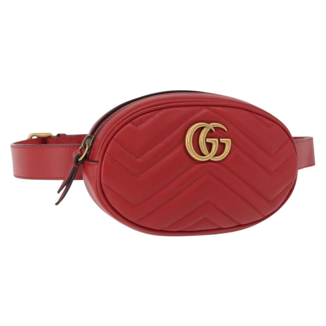 Red Leather Gucci GG Marmont Waist Bag 17cm by 10cm by 4cm: Red Leather Gucci GG Marmont Waist Bag 17cm by 10cm by 4cm This pre-owned Gucci GG Marmont belt bag for women features red matelasse leather with a compact design. It includes metal fittings showing m