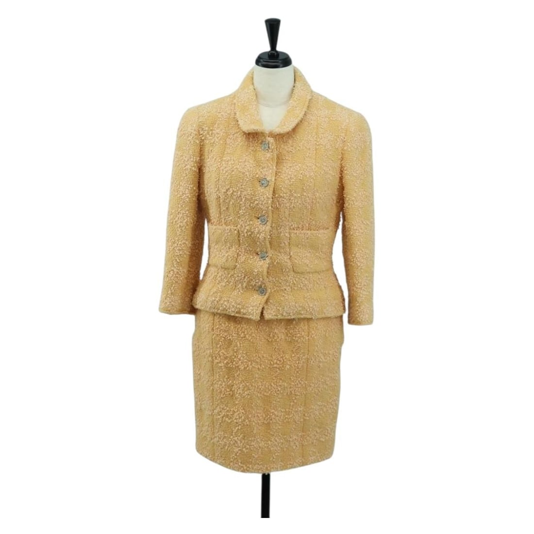 Orange Cotton Tweed CHANEL Jacket and Skirt Ensemble Size 40 Authenticated (1 of 18)