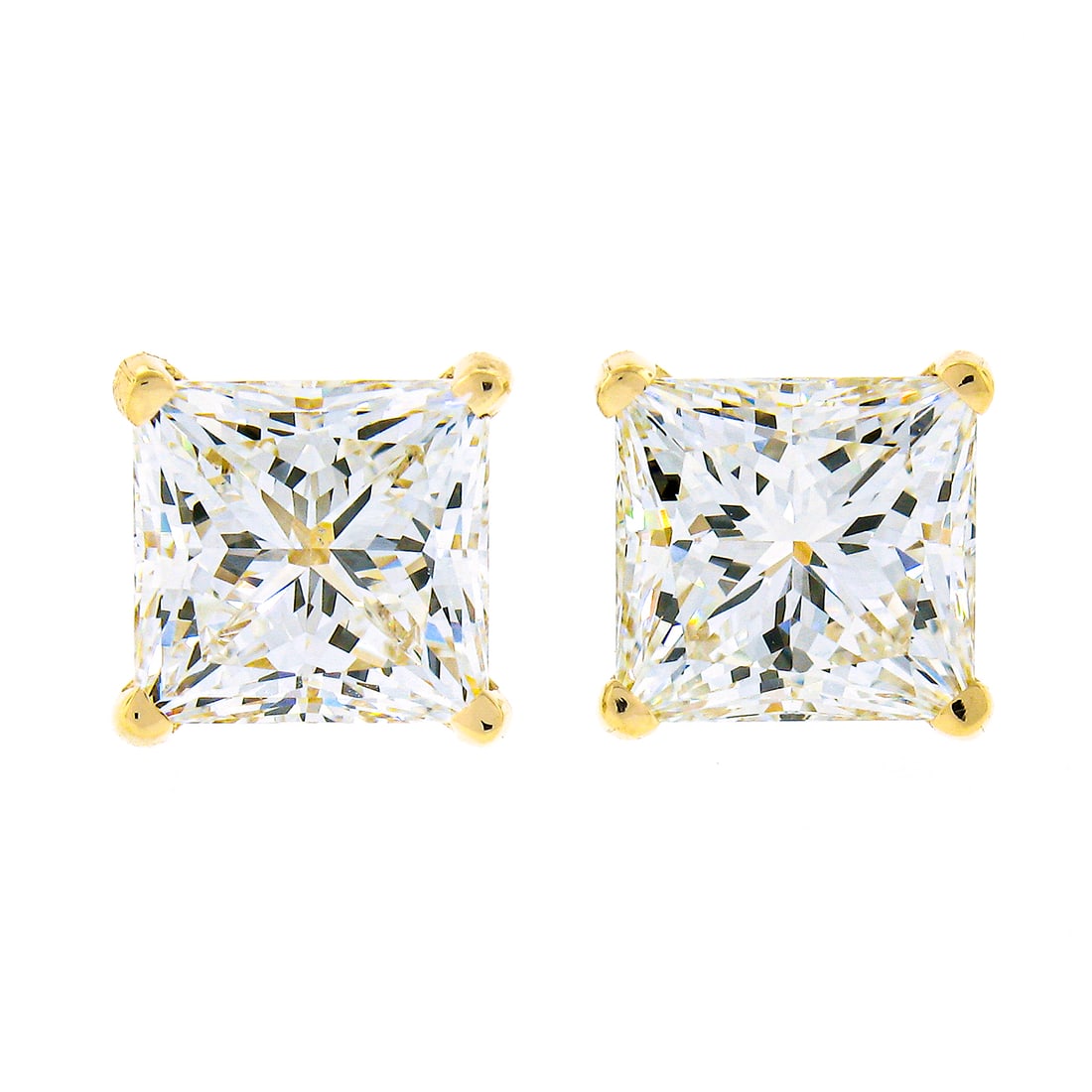 14k Yellow Gold 2.14ctw GIA Certified Square Princess Diamond Stud Earrings: 14k Yellow Gold 2.14ctw GIA Certified Square Princess Diamond Stud Earrings Introducing a stunning pair of diamond stud earrings, exquisitely crafted from solid 14k yellow gold. This elegant set featu