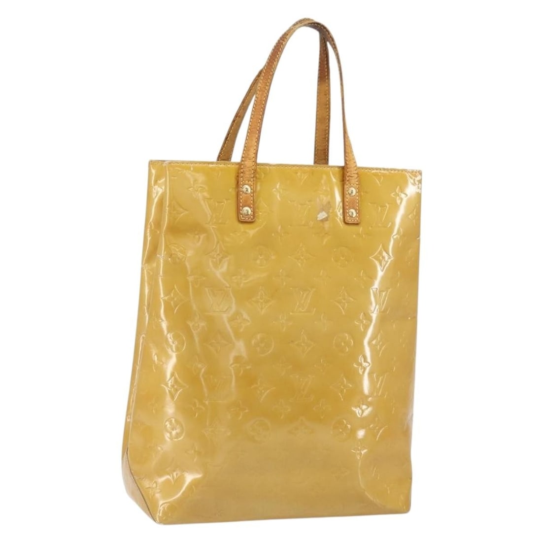 Louis Vuitton Reade MM Monogram Vernis Patent Leather Beige Handbag M91141: Louis Vuitton Reade MM Monogram Vernis Patent Leather Beige Handbag M91141 This is a Louis Vuitton Monogram Vernis Reade MM handbag in beige patent leather. The bag features a spacious design with a g