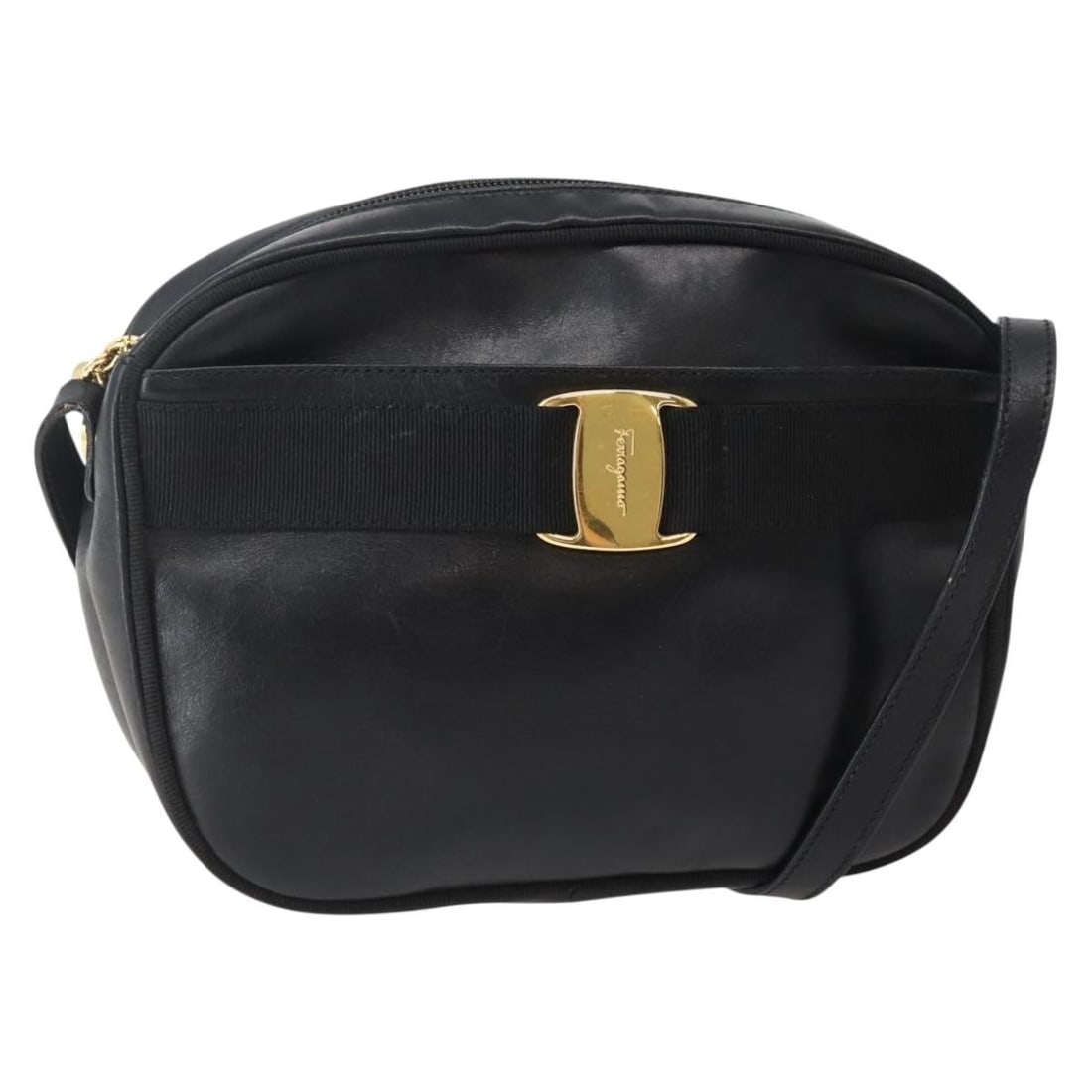 Salvatore Ferragamo Vala Black Leather Shoulder Bag Gold Accents Auth BA5848 (1 of 18)