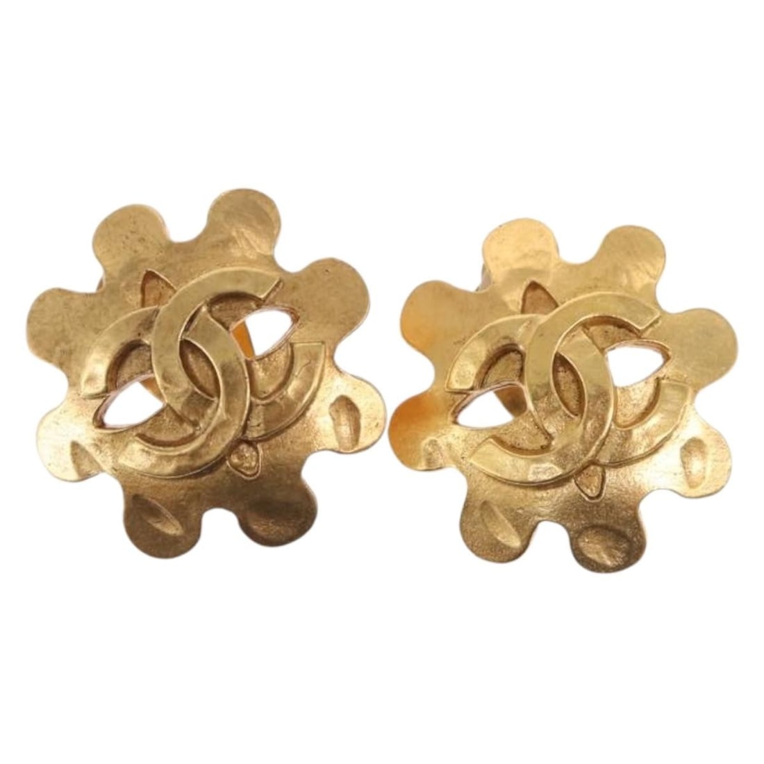 Gold Metal CC Earrings by CHANEL Coco Mark France (1 of 11)