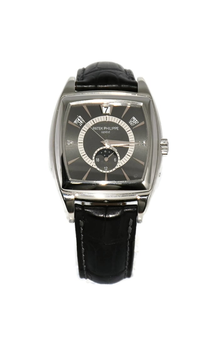 Patek Philippe Gondolo Annual Calendar Platinum Watch 5135P with Box: Patek Philippe Gondolo Annual Calendar Platinum Watch 5135P with Box Discover the elegance of the Patek Philippe Gondolo Annual Calendar Platinum Watch 5135P. This exquisite wristwatch features a mech